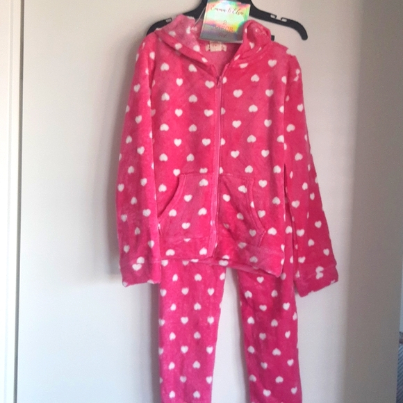 Pajamas - Picture 1 of 4